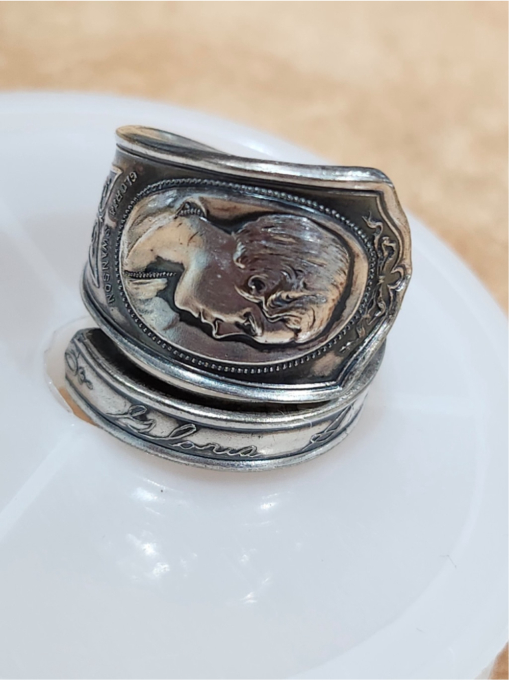 Gloria Swanson Actress Silver Plated Size 8 Wrap Ring Silverwear Jewelry